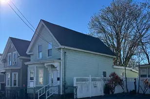 31 Merrill St, Lowell, MA 01852 - Photo 1