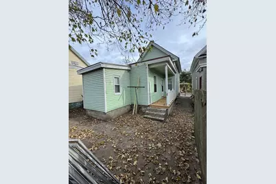 31 Merrill St, Lowell, MA 01852 - Photo 31