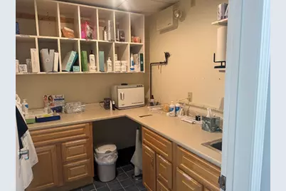 132 S Main St, Acushnet, MA 02743 - Photo 11