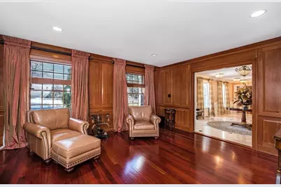 568 Wellesley Street, Weston, MA 02493 - Photo 9