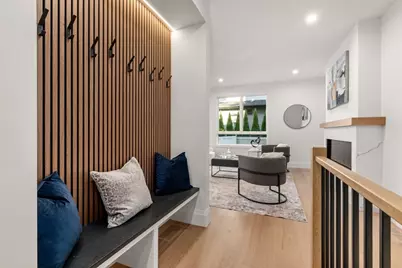 956 Walnut Street #7, Newton, MA 02461 - Photo 5