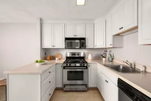 29 Concord Greene, Concord, MA 01742 - Photo 19