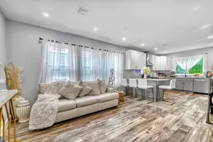 61 Shepton St, Boston, MA 02124 - Photo 15