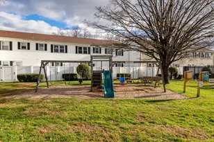 41 South St, Easthampton, MA 01027 - Photo 25