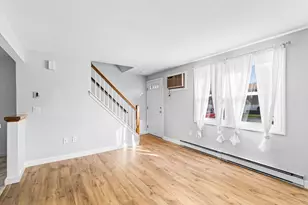 41 South St, Easthampton, MA 01027 - Photo 3