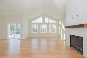 364 Townsend Hill Rd, Townsend, MA 01469 - Photo 3