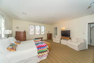 53 Winslow Rd, Brookline, MA 02446 - Photo 15