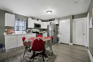 150 Blackmer St, New Bedford, MA 02744 - Photo 11