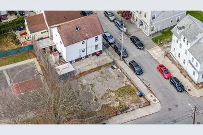 150 Blackmer St, New Bedford, MA 02744 - Photo 5