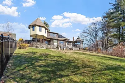 57 Highview St, Fitchburg, MA 01420 - Photo 3