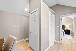 278 Princeton St, Boston, MA 02128 - Photo 15