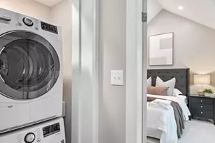 278 Princeton St, Boston, MA 02128 - Photo 21