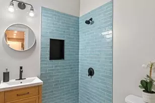 278 Princeton St, Boston, MA 02128 - Photo 23