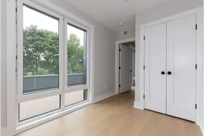 379 Somerville Ave, Somerville, MA 02143 - Photo 7