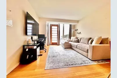 2 Earhart #121, Cambridge, MA 02141 - Photo 9