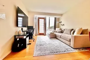 2 Earhart, Cambridge, MA 02141 - Photo 9