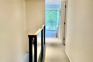 2 Earhart, Cambridge, MA 02141 - Photo 17