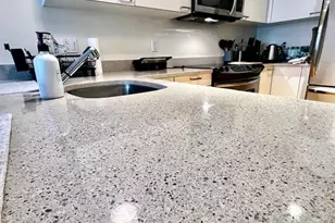 2 Earhart, Cambridge, MA 02141 - Photo 7