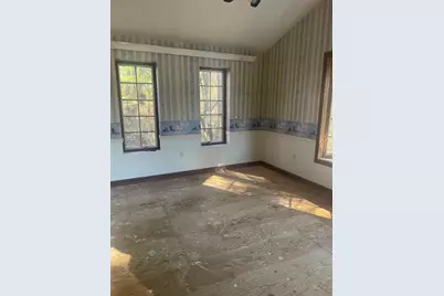 63 Prescott St, Attleboro, MA 02703 - Photo 5