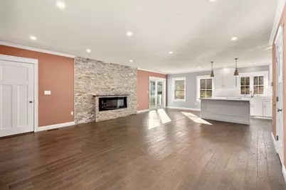 93 Providence St #B, Mendon, MA 01756 - Photo 9