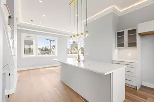 308 Newton St, Waltham, MA 02453 - Photo 7