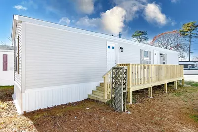 3040 Cranberry Hwy #32, Wareham, MA 02538 - Photo 3