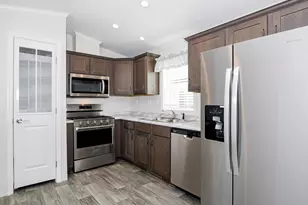 3040 Cranberry Hwy, Wareham, MA 02538 - Photo 5