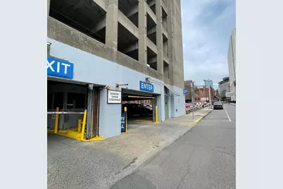 425 Newbury St. #218, Boston, MA 02115 - Photo 3