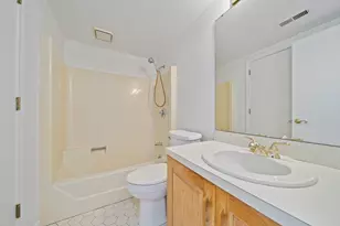 110 Burkhall, Weymouth, MA 02190 - Photo 11