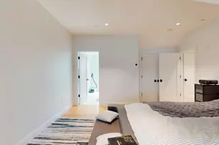 21 Crowninshield Rd, Brookline, MA 02446 - Photo 19