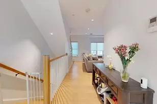 21 Crowninshield Rd, Brookline, MA 02446 - Photo 9