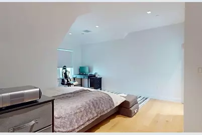 21 Crowninshield Rd #17, Brookline, MA 02446 - Photo 17