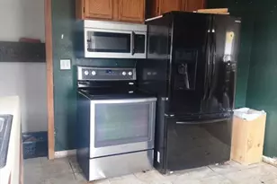 2 Alice St, Montague, MA 01376 - Photo 11