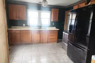 2 Alice St, Montague, MA 01376 - Photo 9