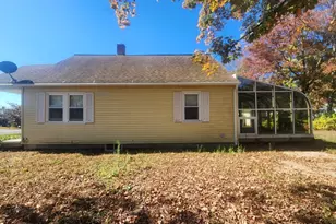 2 Alice St, Montague, MA 01376 - Photo 3