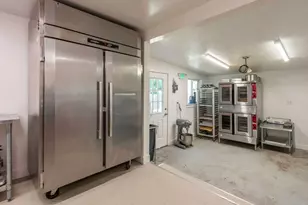 162 Main St, Essex, MA 01929 - Photo 17