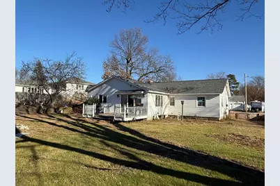 98 Greenpoint Cir, Chicopee, MA 01020 - Photo 3