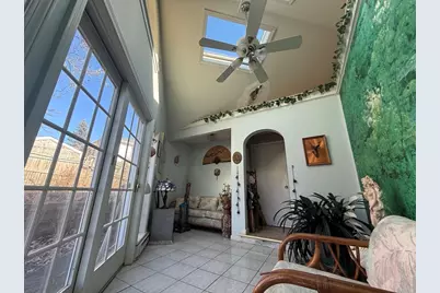 98 Greenpoint Cir, Chicopee, MA 01020 - Photo 23