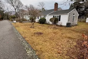 74 Hillside Ave, Falmouth, MA 02556 - Photo 3