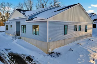 7 L Stevens Rd #B, Charlton, MA 01507 - Photo 3