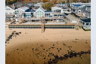 535 Commercial St #2, Provincetown, MA 02657 - Photo 33