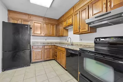 2500 Mystic Valley Pkwy #907, Medford, MA 02155 - Photo 19