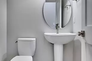 10 Hawley St, Northampton, MA 01060 - Photo 11