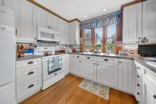 151 Balsam St, Fairhaven, MA 02719 - Photo 5
