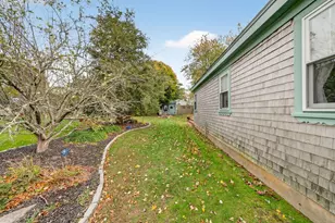 151 Balsam St, Fairhaven, MA 02719 - Photo 25
