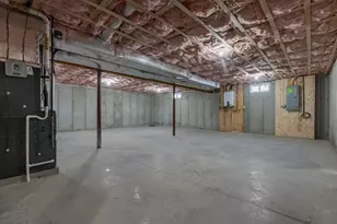 126 Wheeler St, Fall River, MA 02724 - Photo 21