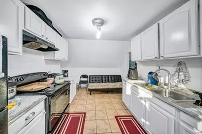 28 Richards St, Worcester, MA 01603 - Photo 33