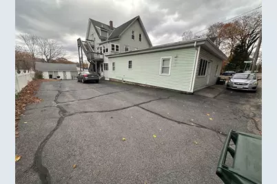 17 Mount Pleasant St, Webster, MA 01570 - Photo 3