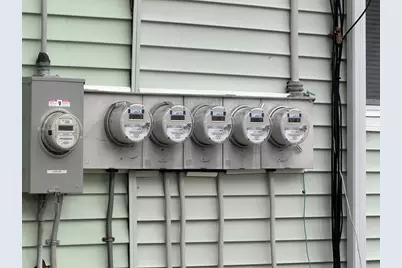 17 Mount Pleasant St, Webster, MA 01570 - Photo 7