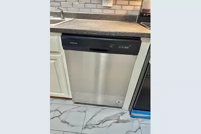 363 Hildreth #11, Lowell, MA 01850 - Photo 5